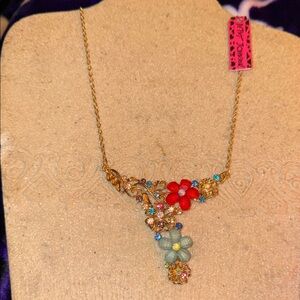 NWT Betsy Johnson retired Floral Gold Necklace w/Red and Blue Accents Glitz 13”